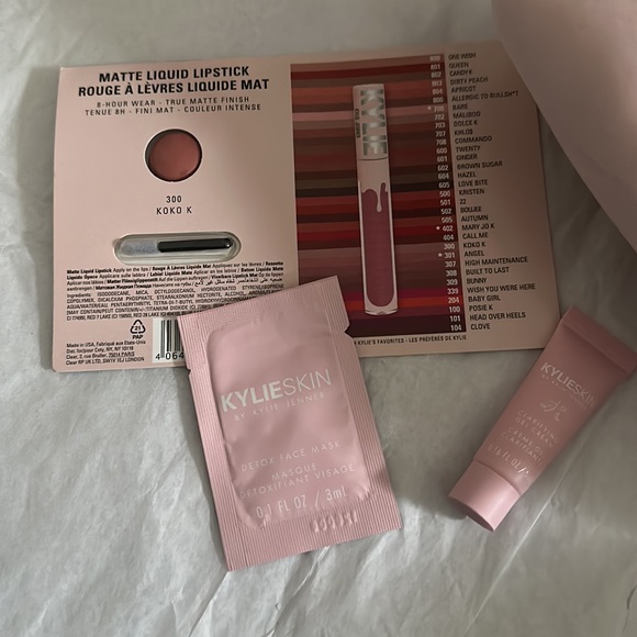 4 piece Kylie cosmetics skin care set bundle - Picture 4 of 4